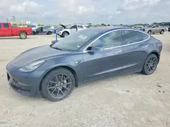 5YJ3E1EA0JF053452 2018 TESLA MODEL 3