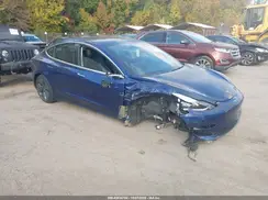 5YJ3E1EA0JF056335 2018 TESLA MODEL 3