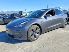 5YJ3E1EA0JF056738 2018 TESLA MODEL 3