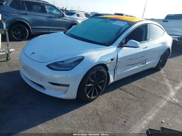 5YJ3E1EA0JF059090 2018 TESLA MODEL 3 - Image 2
