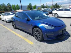5YJ3E1EA0JF059851 2018 TESLA MODEL 3