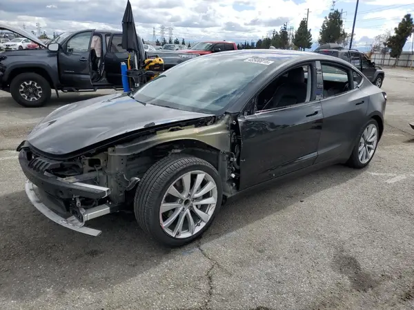 5YJ3E1EA0JF060420 2018 TESLA MODEL 3 - Image 1