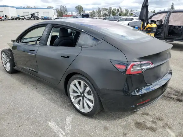 5YJ3E1EA0JF060420 2018 TESLA MODEL 3 - Image 2