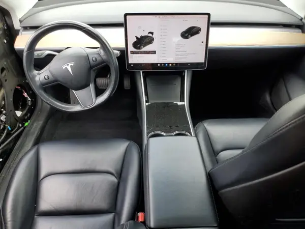 5YJ3E1EA0JF060420 2018 TESLA MODEL 3 - Image 8