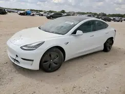 5YJ3E1EA0JF062393 2018 TESLA MODEL 3