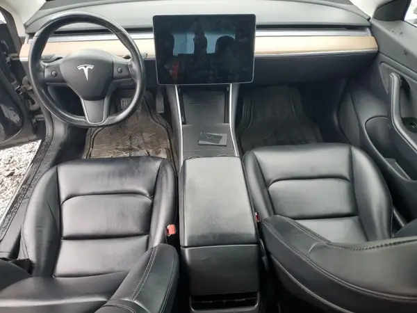 5YJ3E1EA0JF071157 2018 TESLA MODEL 3 - Image 8