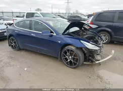 5YJ3E1EA0JF075743 2018 TESLA MODEL 3