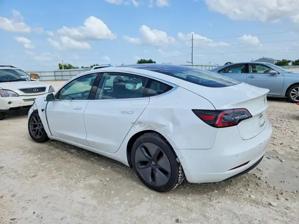5YJ3E1EA0JF076830 2018 TESLA MODEL 3 - Image 2