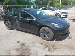 5YJ3E1EA0JF089108 2018 TESLA MODEL 3