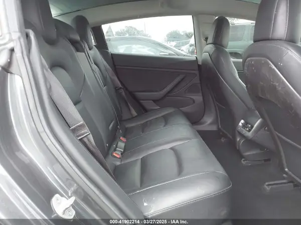 5YJ3E1EA0JF101564 2018 TESLA MODEL 3 - Image 8
