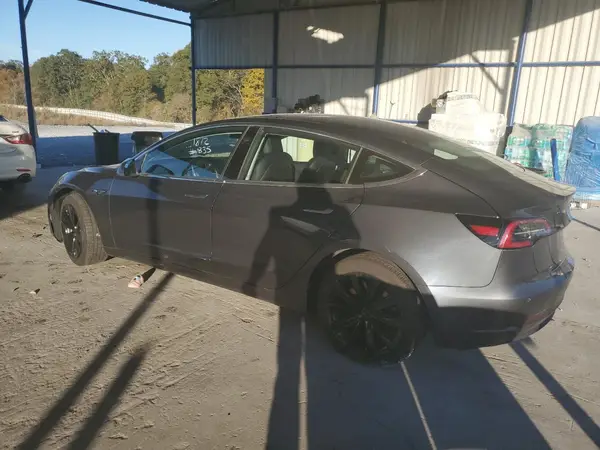 5YJ3E1EA0JF101872 2018 TESLA MODEL 3 - Image 2
