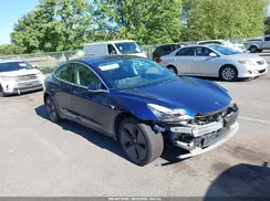 5YJ3E1EA0JF102679 2018 TESLA MODEL 3
