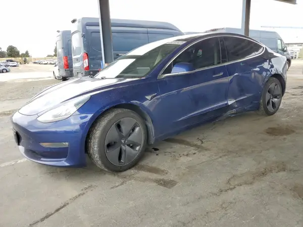 5YJ3E1EA0JF124858 2018 TESLA MODEL 3 - Image 1