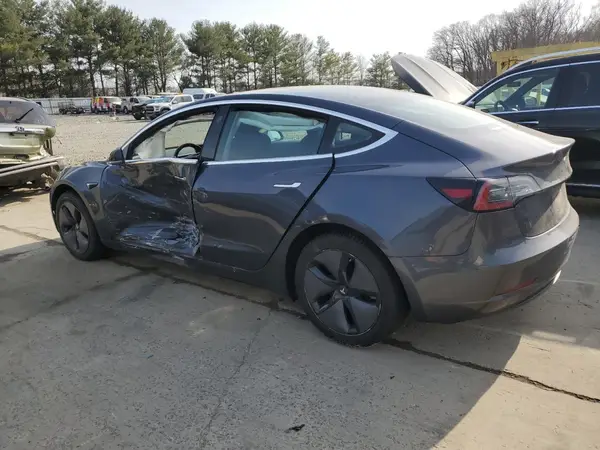 5YJ3E1EA0JF153633 2018 TESLA MODEL 3 - Image 2