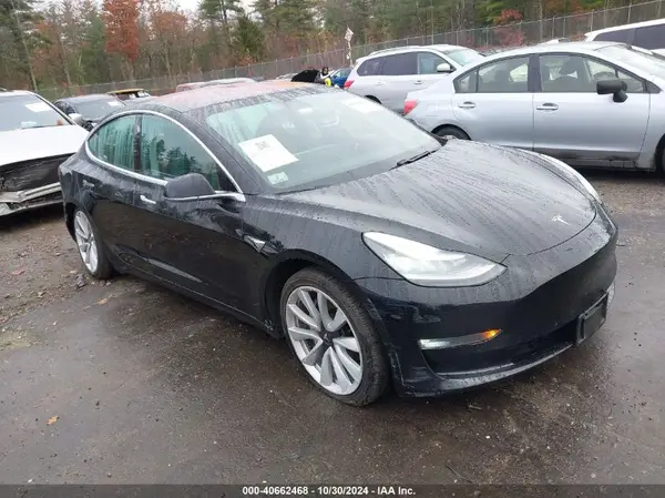 5YJ3E1EA0JF154555 2018 TESLA MODEL 3 - Image 1