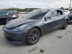 5YJ3E1EA0JF155589 2018 TESLA MODEL 3