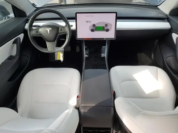 5YJ3E1EA0JF155589 2018 TESLA MODEL 3 - Image 8