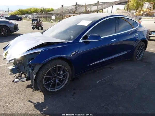 5YJ3E1EA0JF160548 2018 TESLA MODEL 3 - Image 2