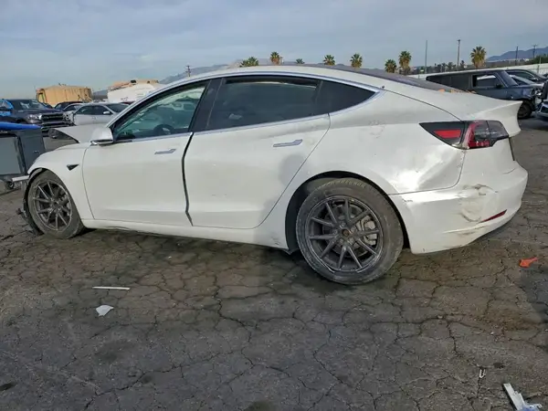 5YJ3E1EA0JF162087 2018 TESLA MODEL 3 - Image 2