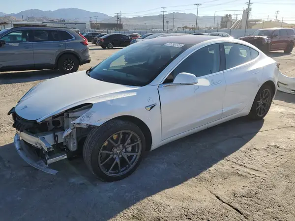 5YJ3E1EA0JF162400 2018 TESLA MODEL 3 - Image 1