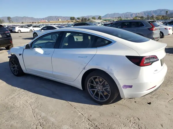 5YJ3E1EA0JF162400 2018 TESLA MODEL 3 - Image 2