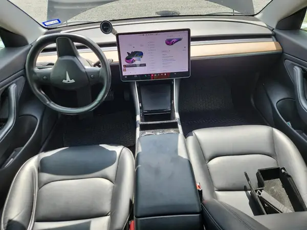 5YJ3E1EA0JF163496 2018 TESLA MODEL 3 - Image 8
