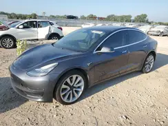 5YJ3E1EA0JF163532 2018 TESLA MODEL 3
