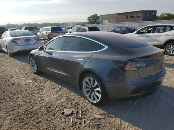 5YJ3E1EA0JF163532 2018 TESLA MODEL 3 - Image 2