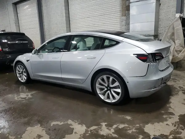 5YJ3E1EA0JF166611 2018 TESLA MODEL 3 - Image 2