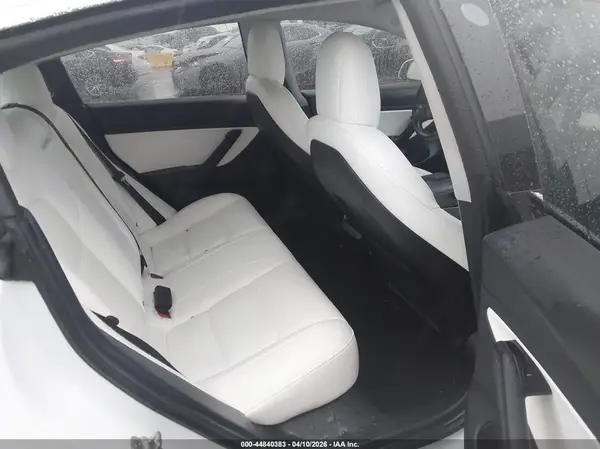 5YJ3E1EA0JF168732 2018 TESLA MODEL 3 - Image 8