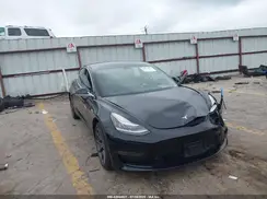 5YJ3E1EA0JF172277 2018 TESLA MODEL 3
