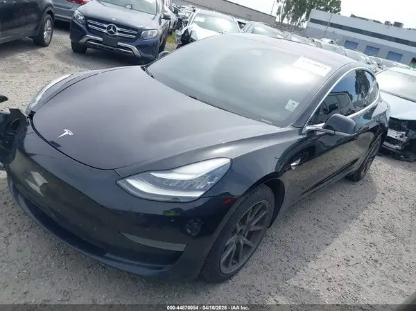5YJ3E1EA0KF296969 2019 TESLA MODEL 3 - Image 2