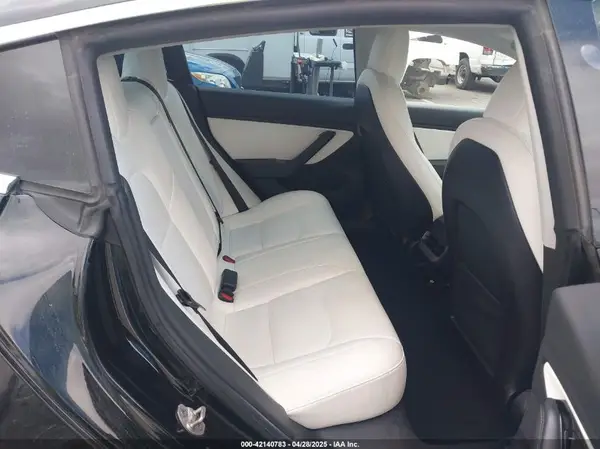 5YJ3E1EA0KF301779 2019 TESLA MODEL 3 - Image 8