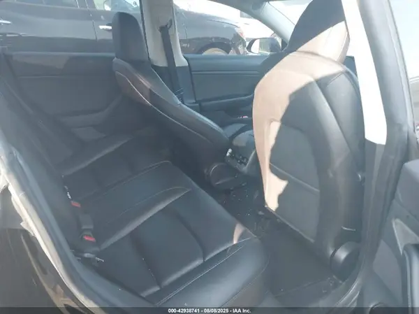 5YJ3E1EA0KF304598 2019 TESLA MODEL 3 - Image 8