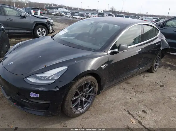 5YJ3E1EA0KF305511 2019 TESLA MODEL 3 - Image 2