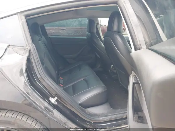 5YJ3E1EA0KF306027 2019 TESLA MODEL 3 - Image 8