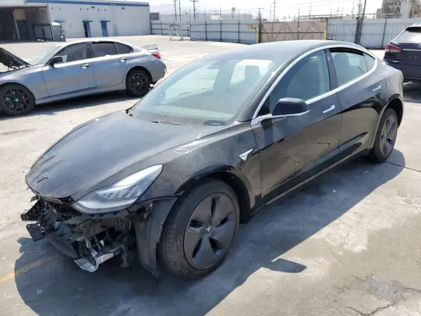 5YJ3E1EA0KF307064 2019 TESLA MODEL 3 - Image 1