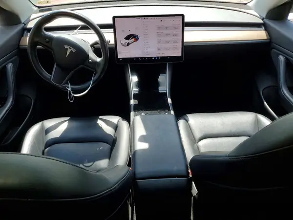 5YJ3E1EA0KF308361 2019 TESLA MODEL 3 - Image 8