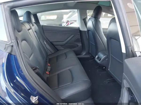 5YJ3E1EA0KF309087 2019 TESLA MODEL 3 - Image 8