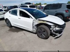 5YJ3E1EA0KF309686 2019 TESLA MODEL 3