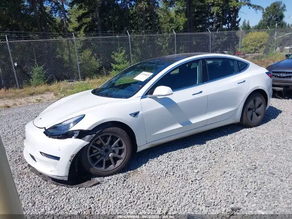 5YJ3E1EA0KF310031 2019 TESLA MODEL 3 - Image 2