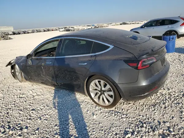 5YJ3E1EA0KF314399 2019 TESLA MODEL 3 - Image 2