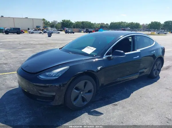 5YJ3E1EA0KF317058 2019 TESLA MODEL 3 - Image 2
