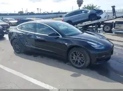 5YJ3E1EA0KF321496 2019 TESLA MODEL 3