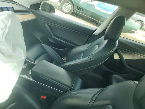 5YJ3E1EA0KF325175 2019 TESLA MODEL 3 - Image 8