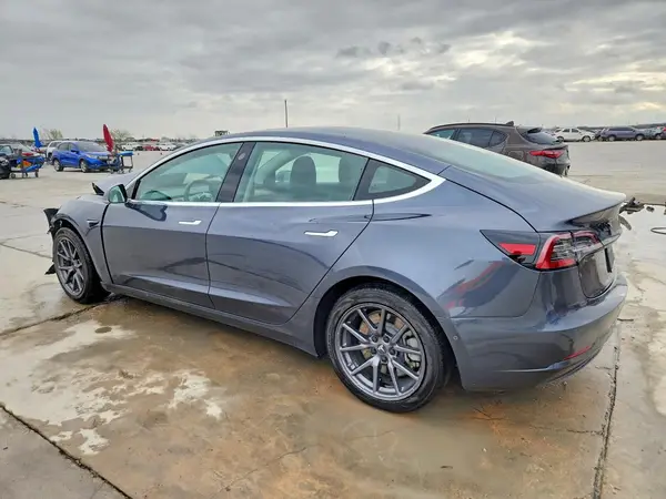 5YJ3E1EA0KF325483 2019 TESLA MODEL 3 - Image 2