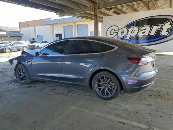 5YJ3E1EA0KF325676 2019 TESLA MODEL 3 - Image 2