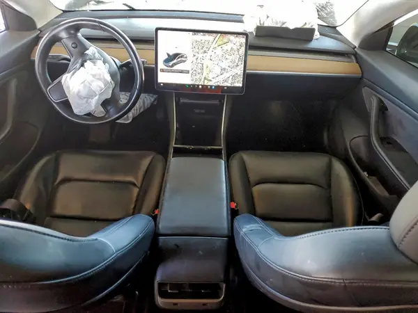 5YJ3E1EA0KF325676 2019 TESLA MODEL 3 - Image 8