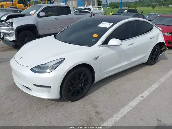 5YJ3E1EA0KF326701 2019 TESLA MODEL 3 - Image 2