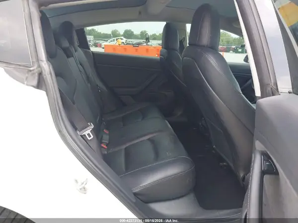 5YJ3E1EA0KF326701 2019 TESLA MODEL 3 - Image 8